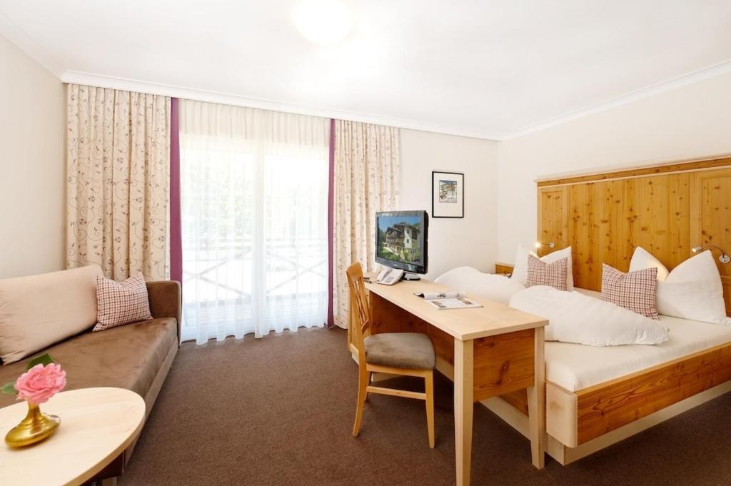 Landhotel Oberdanner Заалбах-Хинтерглем Стая снимка